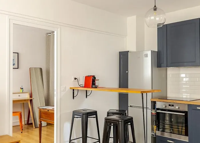 40sqm Flat Near Eiffel Tower شقة *